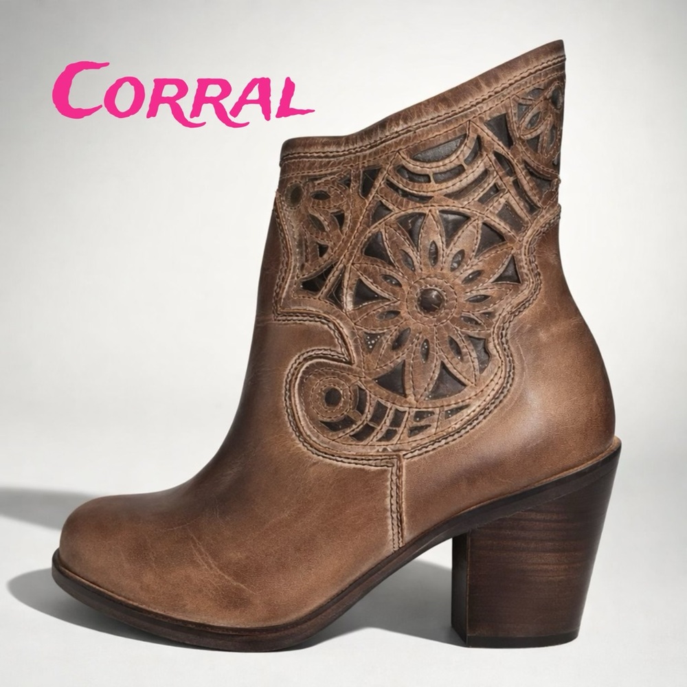 Corral Women's Urban‎ Line Tan Ankle Booties-NWT